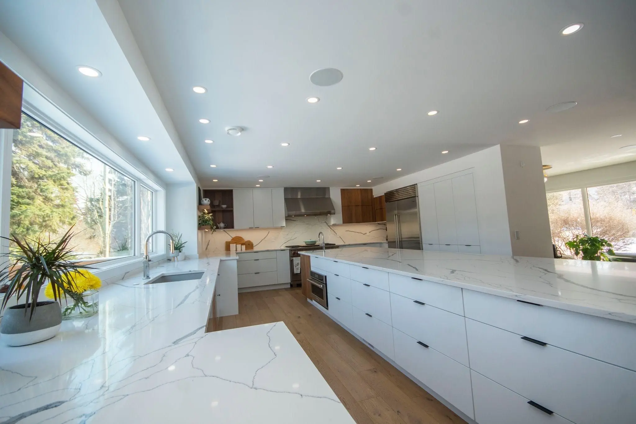 Willow Park Kitchen — photograph 2